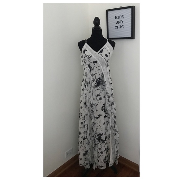 ALICE + OLIVIA RUFFLE MAXI DRESS - Picture 2 of 7
